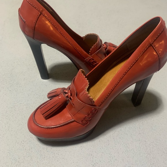 Coach Alissa Tassel Loafer Platform Heels - Picture 8 of 9